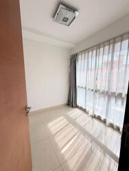 Centra Residence (D14), Apartment #582484621